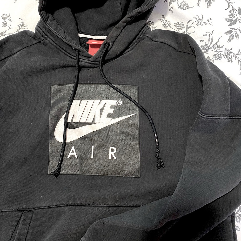 nike air box fleece pullover hoodie